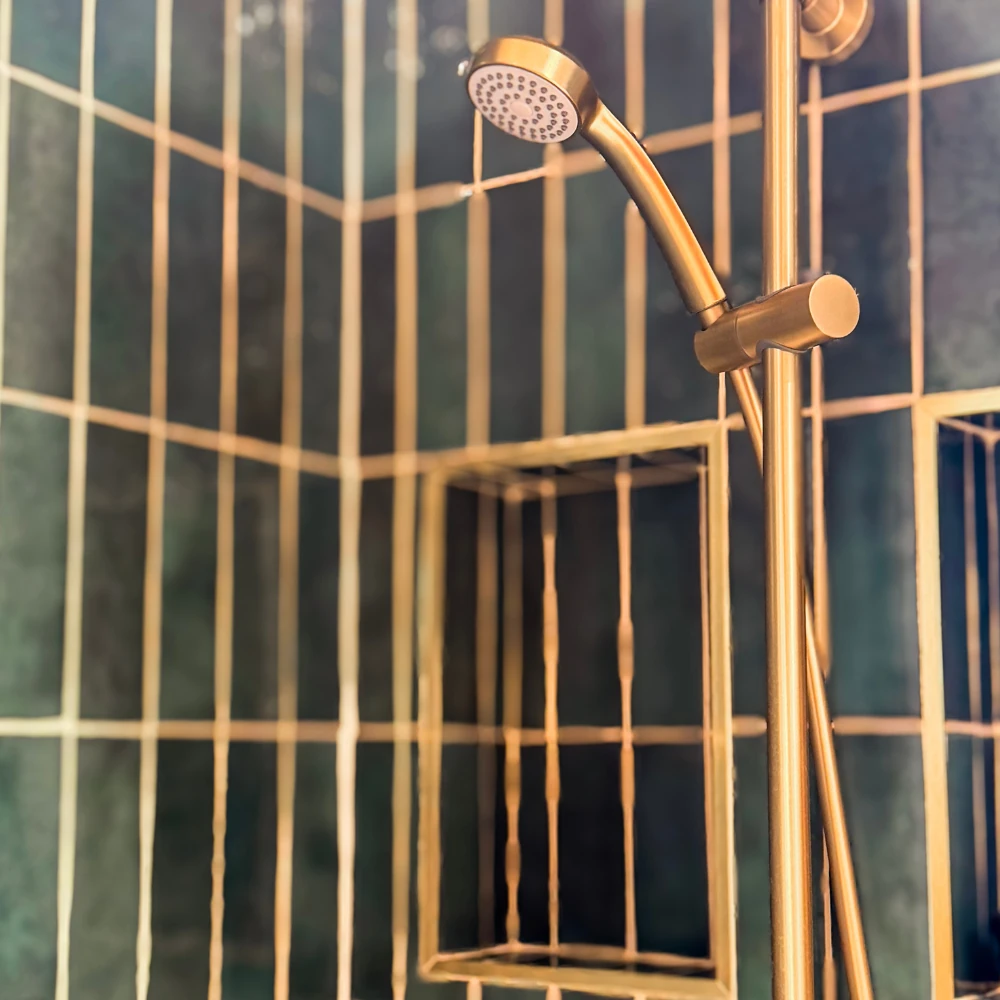 SJ-10 Liverpool shower installation and repair